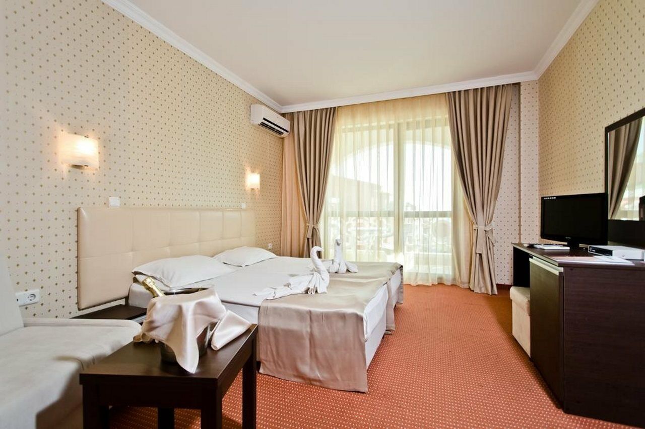 סבטי ולאס Saint George Palace Hotel מראה חיצוני תמונה
